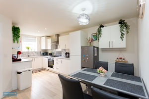 Kitchen/diner- click for photo gallery